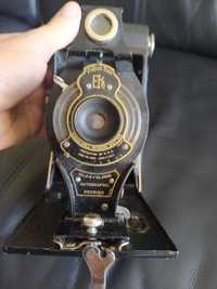 Maquina fotografica Kodak Brownie, de fole