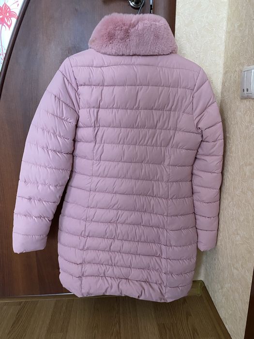 Продам пуховик в гарному стані