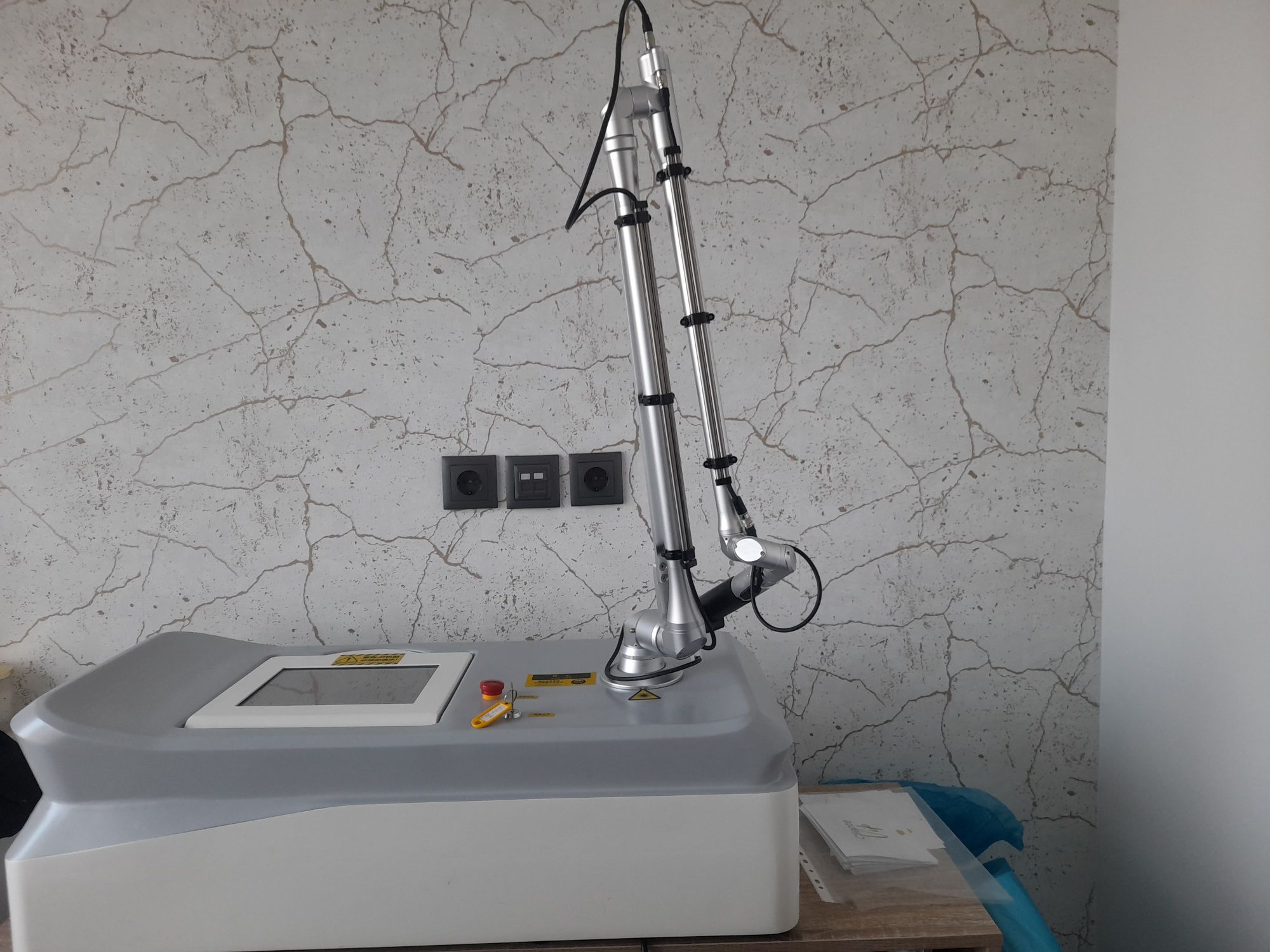 Equipamento de remoção de tatuagem