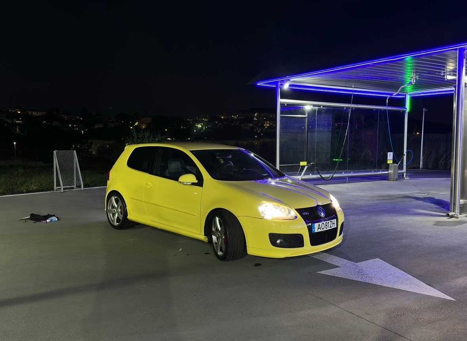 RARISSÍMO GOLF V GTI PIRELLI 230 DSG – 3XX