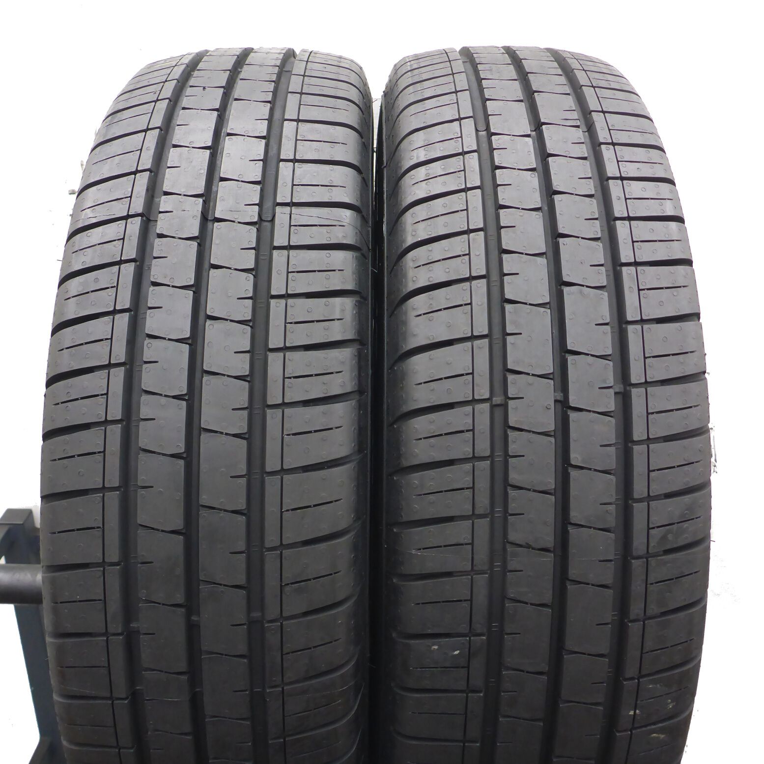 Opony 195/75/16C Vredestein 195/75R16C 110/108R Letnie 2019 Nieużywane
