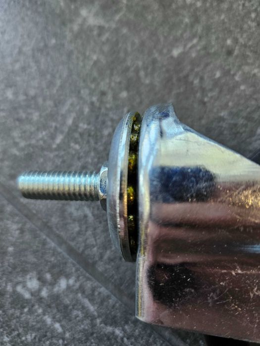 Ролик/колесо поворотне 10 см резинове нове для ящиків /меблів