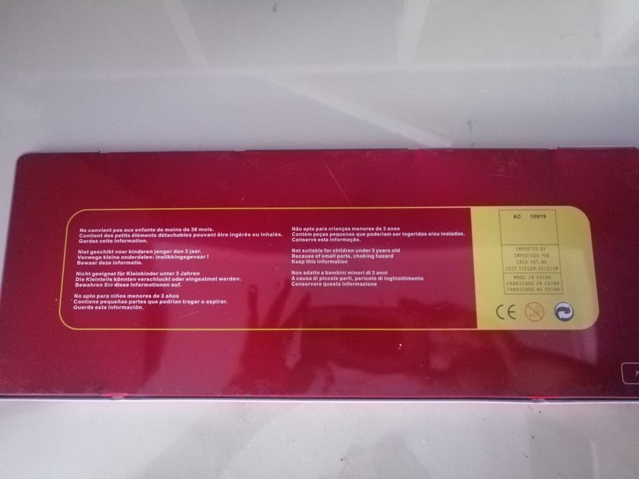 Caixa 60 lápis variados