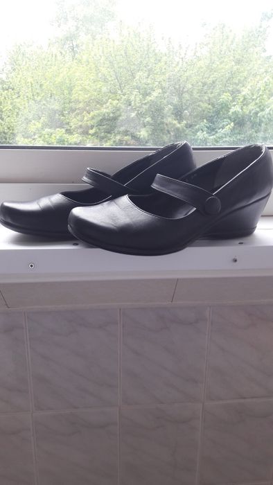 Туфлі   жіночі шкіряні    розмір 40