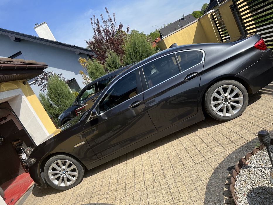 Sprzedam BMW 5 2.0 Xdrive salon I właściciel