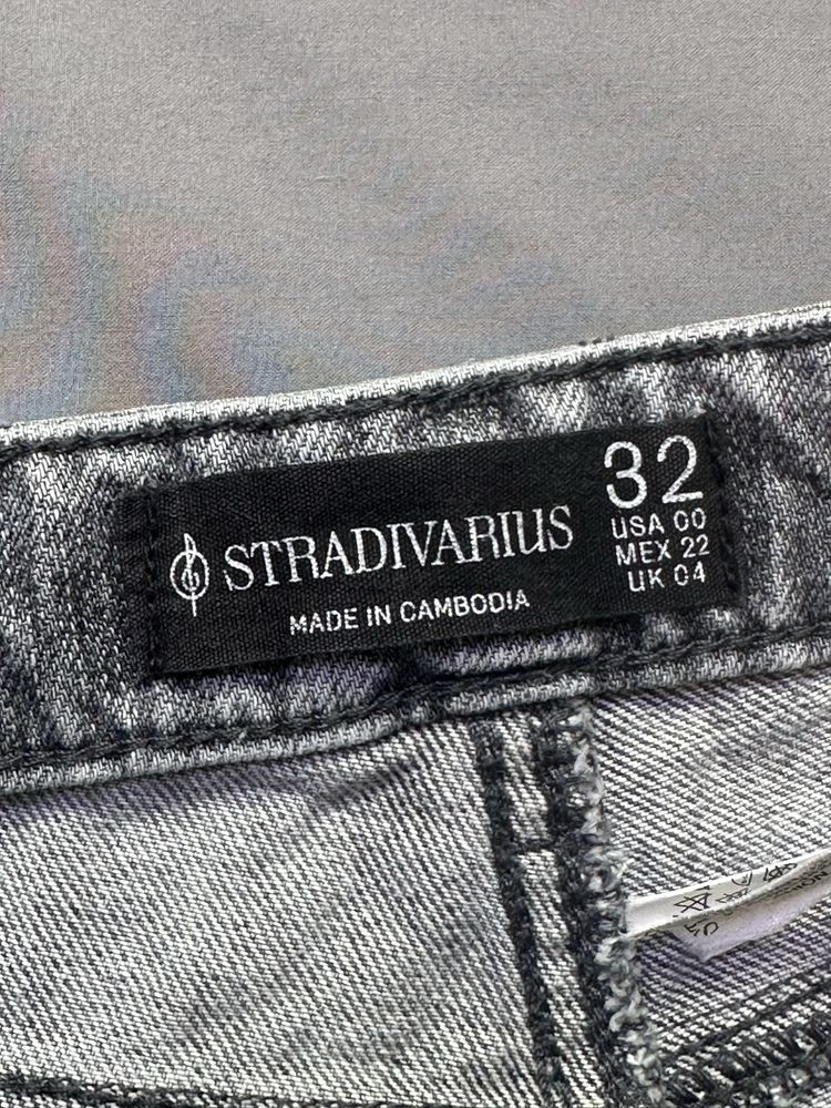 Прямі сірі джинси Stradivarius хs 32