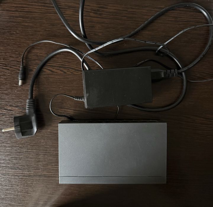 Коммутатор Tp-link TL - SG 1008p