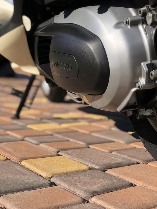 Свіжак!З Японії ! PIAGGIO X10-350!