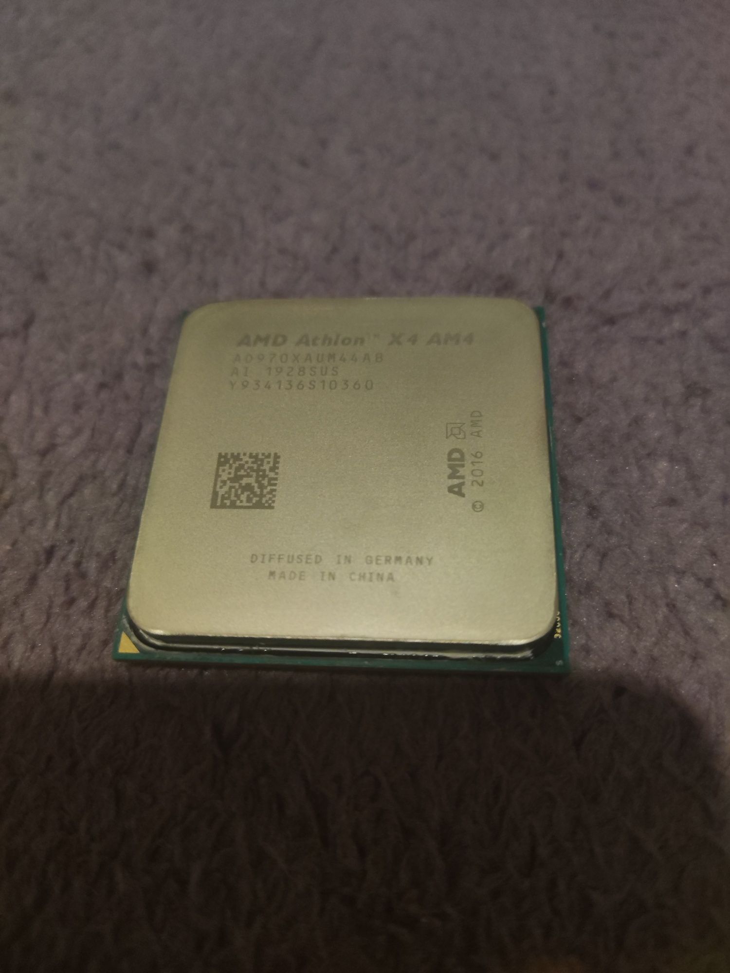 Процесор AMD Athlon X4 970