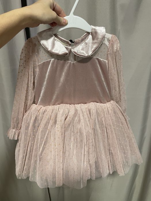 Сукня на дівчинку