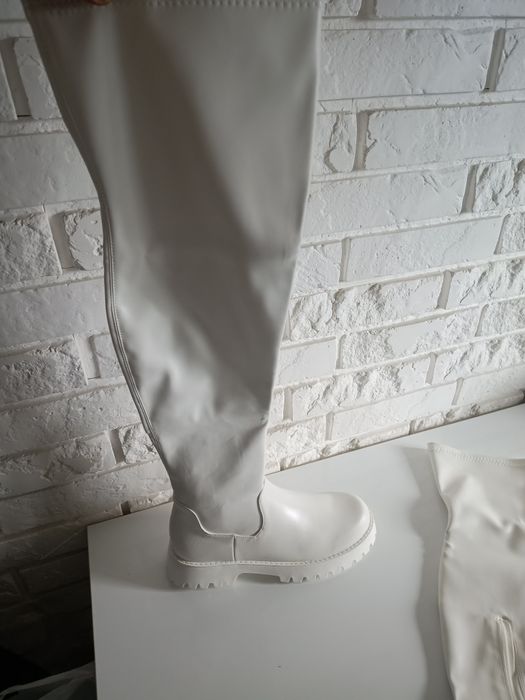 Wysokie kozaki za kolano z eco skóry białe NOWE