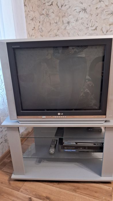 Телевизор LG 50 Гц