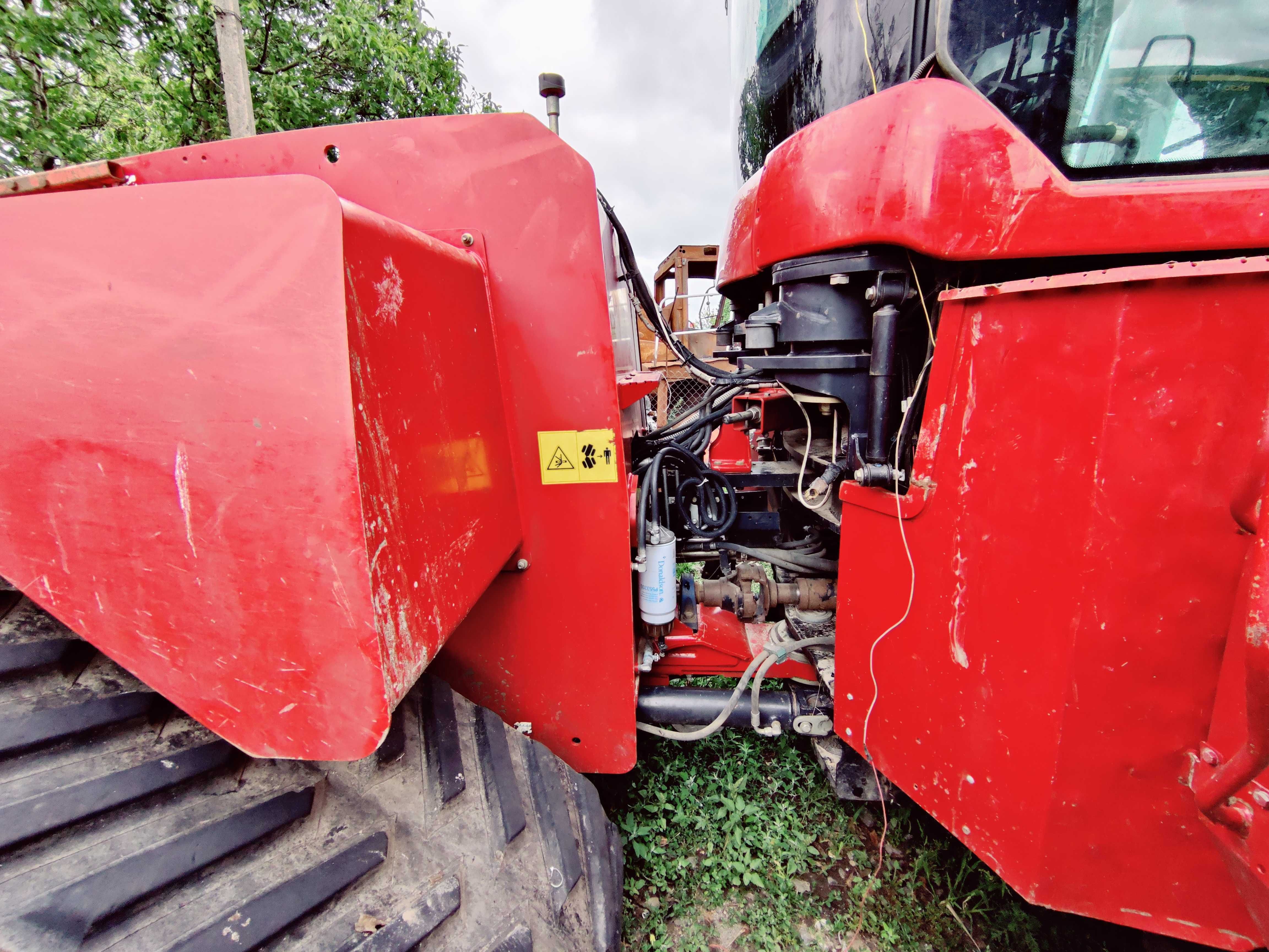 Гусеничний трактор Case IH Quadtrac 550