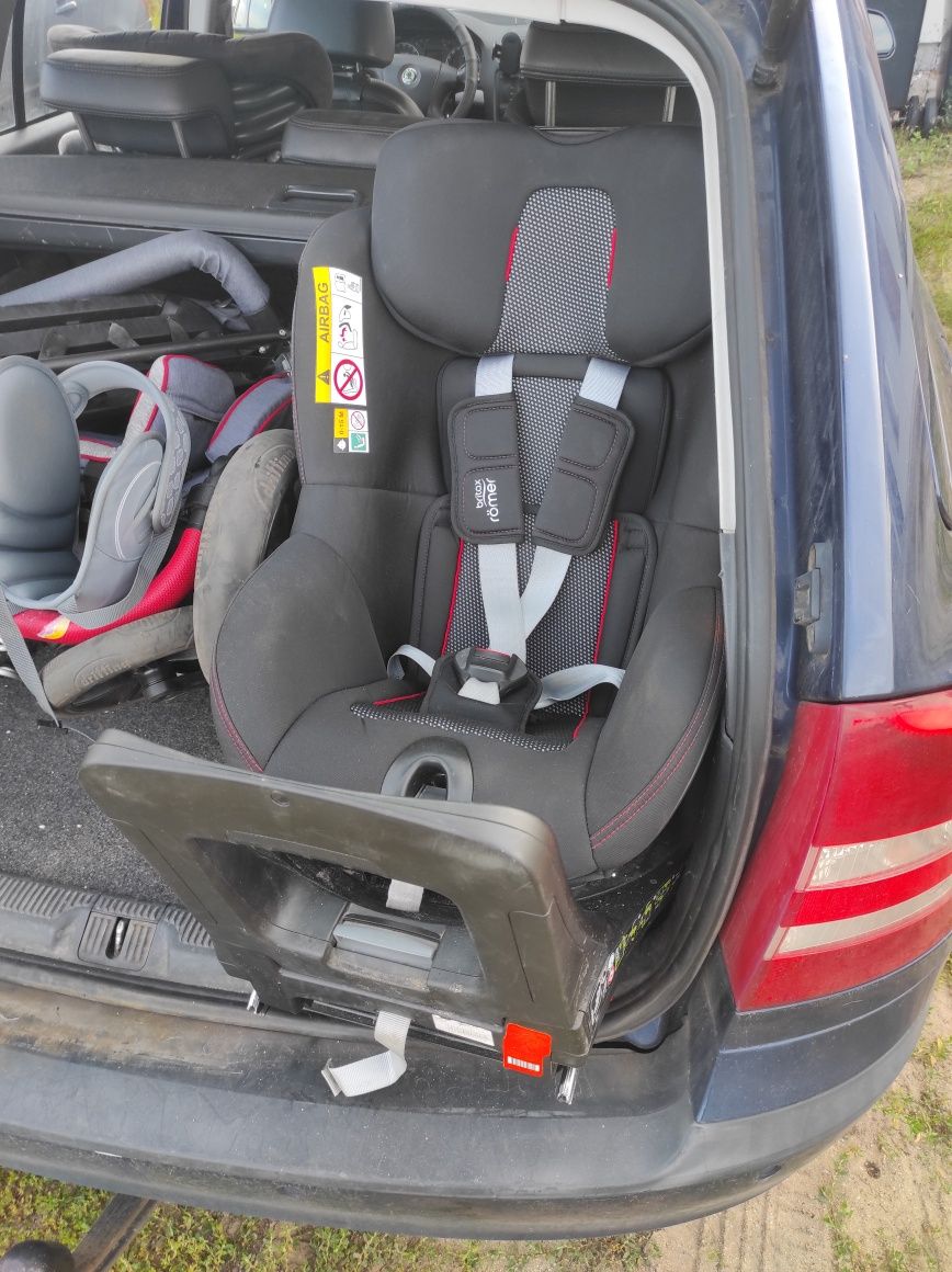 Britax romer dualfix m i-size