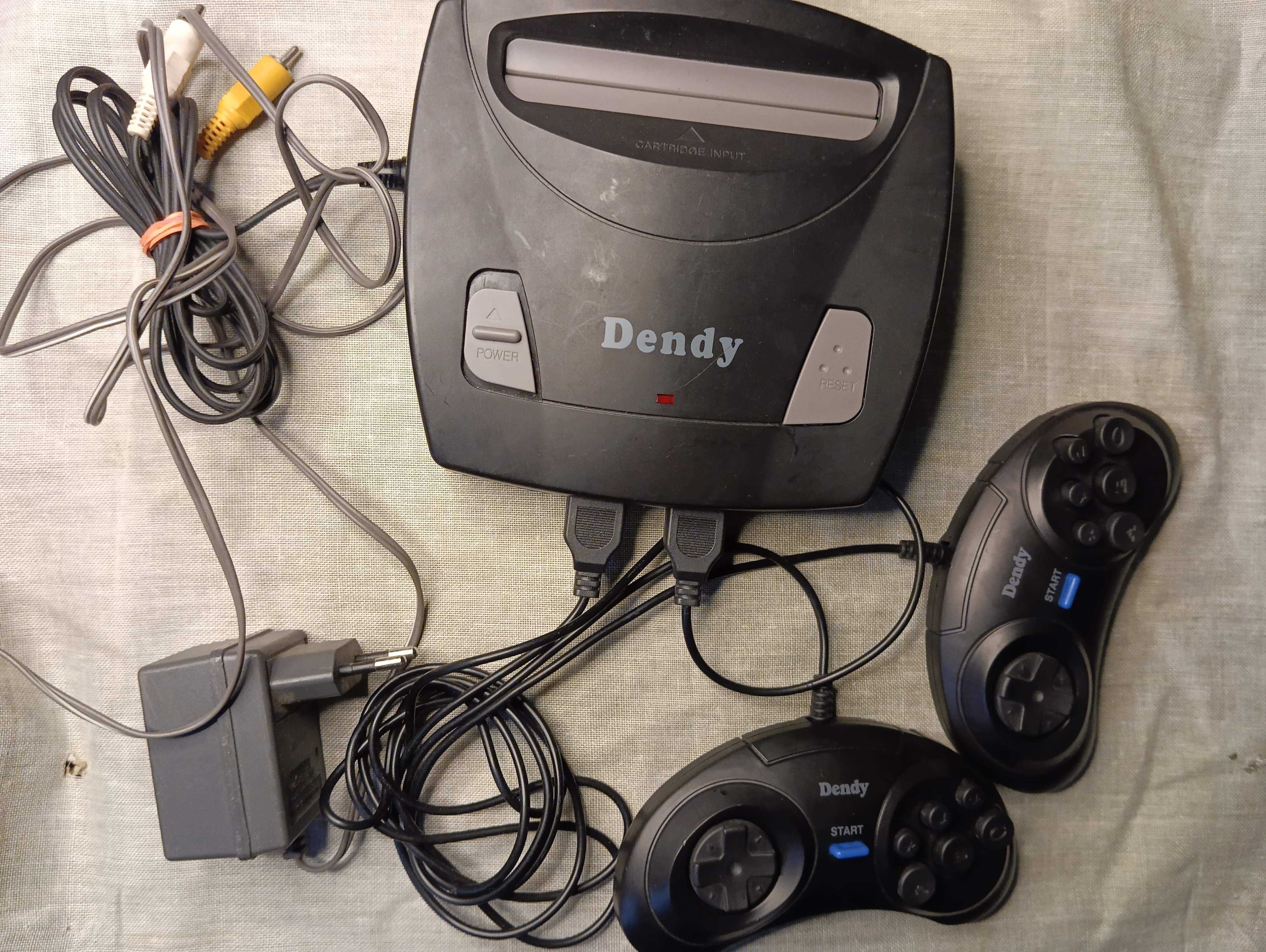 Приставка игровая Денди Dendy 8-біт есть встроенные игры 195in1