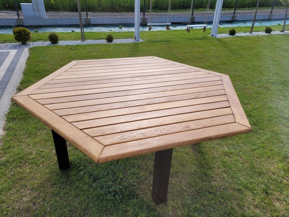 Stół dębowy  sześciokątny