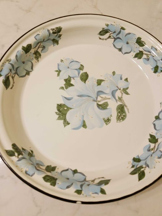 Эмалированное блюдо. СССР