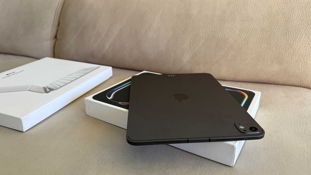 Vendo troco iPad Pro M4 256Gb + Celular C/Garantia Apple