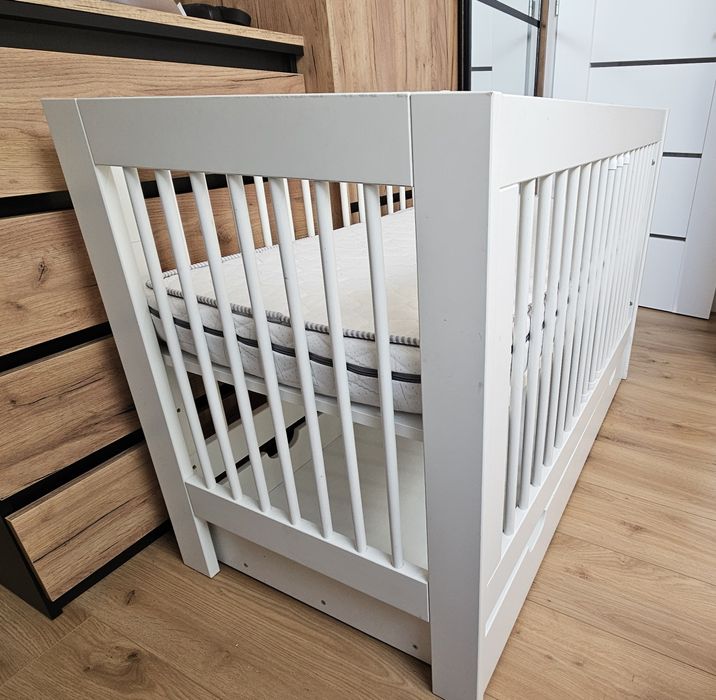 Łóżeczko dziecięce Pinio Basic 120x60 + dodatki