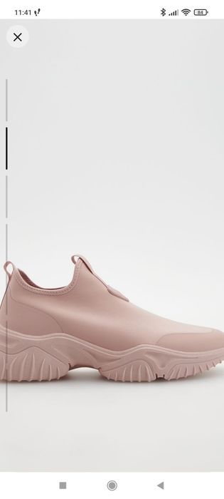 Nowe firmowe najwygodniejsze obuwie damskie sportowe r.39 -159,99 zł