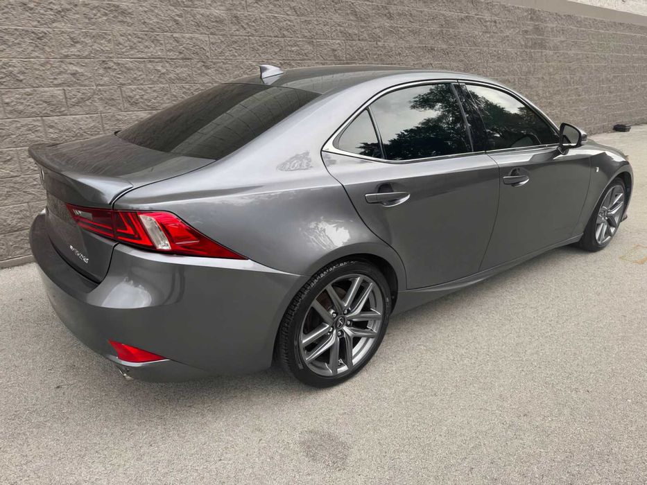 Lexus IS 250      2015
