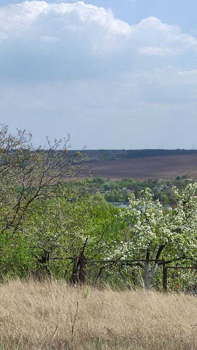 Продаж земельної ділянки с.Красне Обухівського р-ну 12+6 соток