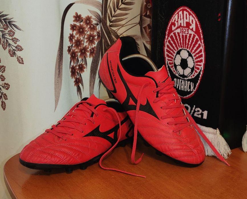 Кожаные Бутсы / сороконожки mizuno 41р 26.5