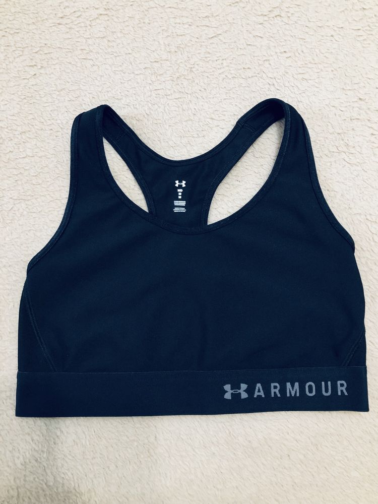 Топ Under Armour