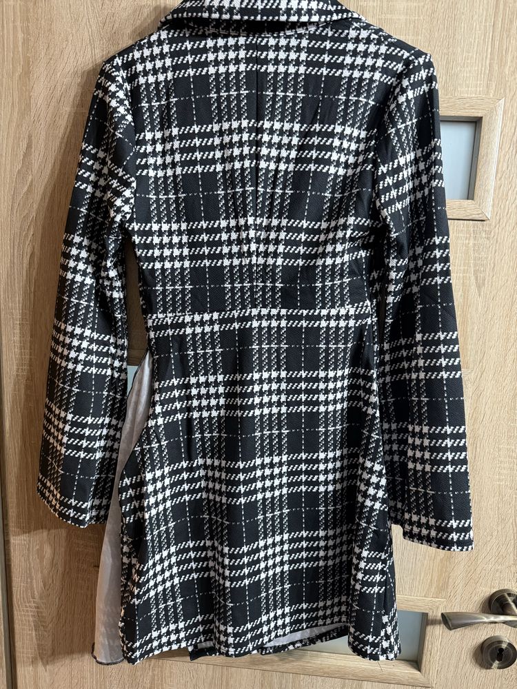 Piękna czarno biała sukienka rozm. s , 36 elegancka , komunia , wesele