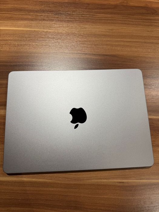PC Macbook Air M2