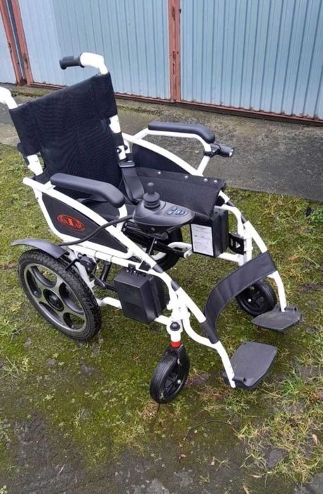Wózek inwalidzki elektryczny
