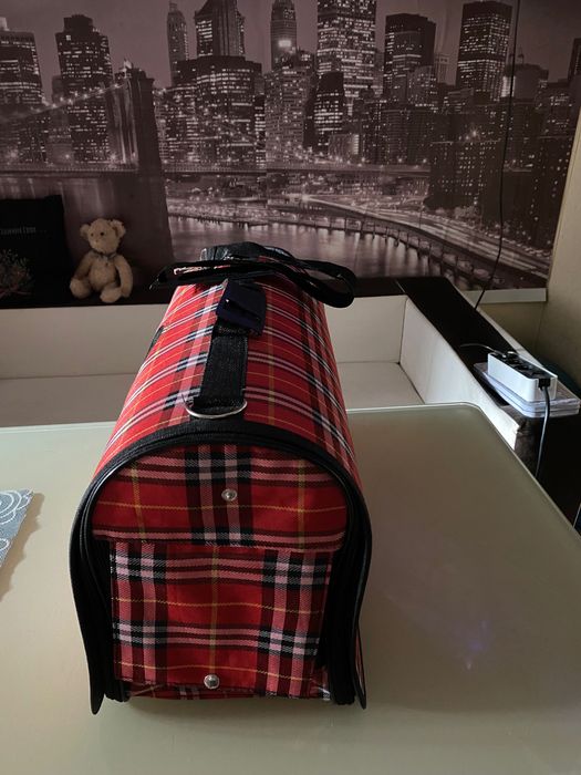 Переноска для котiв та невеликих собак