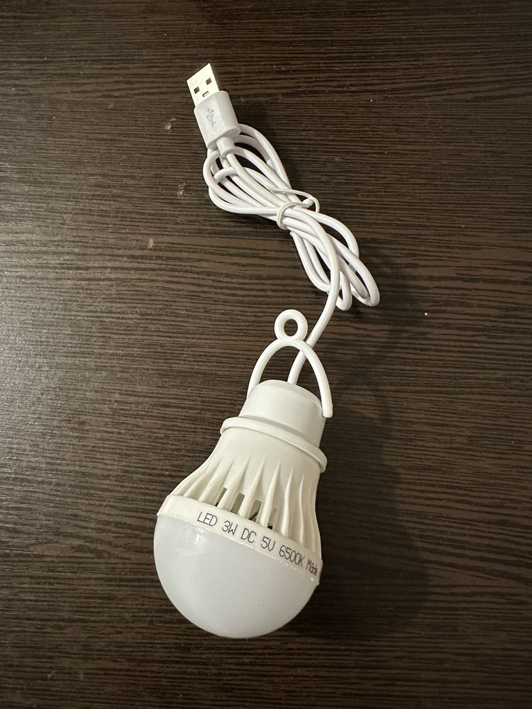 Чудове рішення при блекауті! Лампочки які працюють від павербанка.