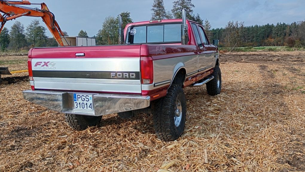 Ford F‑250 FX4 XLT 5.8 V8 4×4 + reduktor–USA,oryginał,gotowy do jazdy!