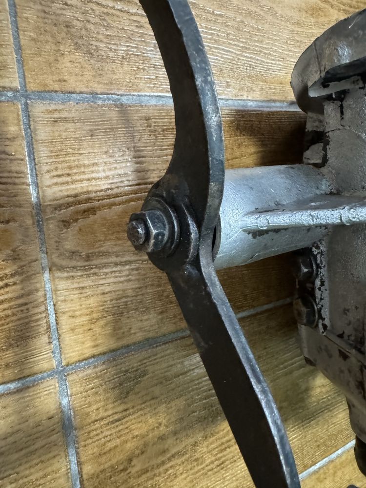 Skrzynia biegow ze WSTECZNYM skrzyni kopniak Dniepr MT K750 Ural M72