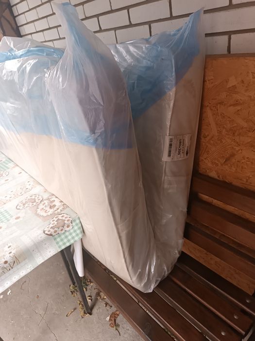 Матрац б/у, 180*200, Чохол - тканина жаккард з мікрофіброю.