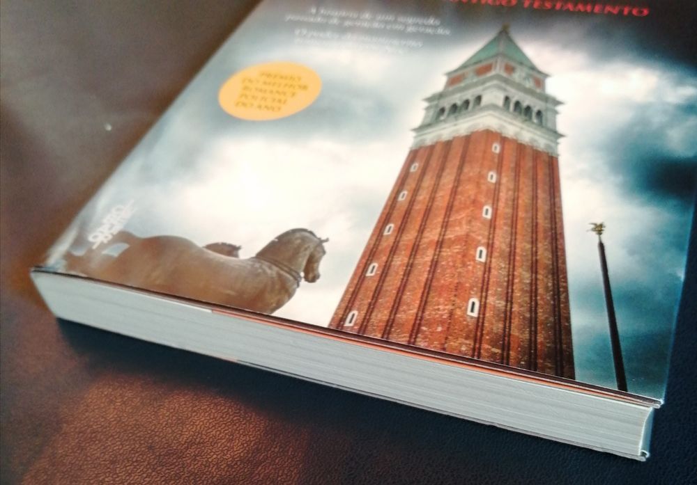 O livro do anjo - Alfredo Colito (portes incluídos)