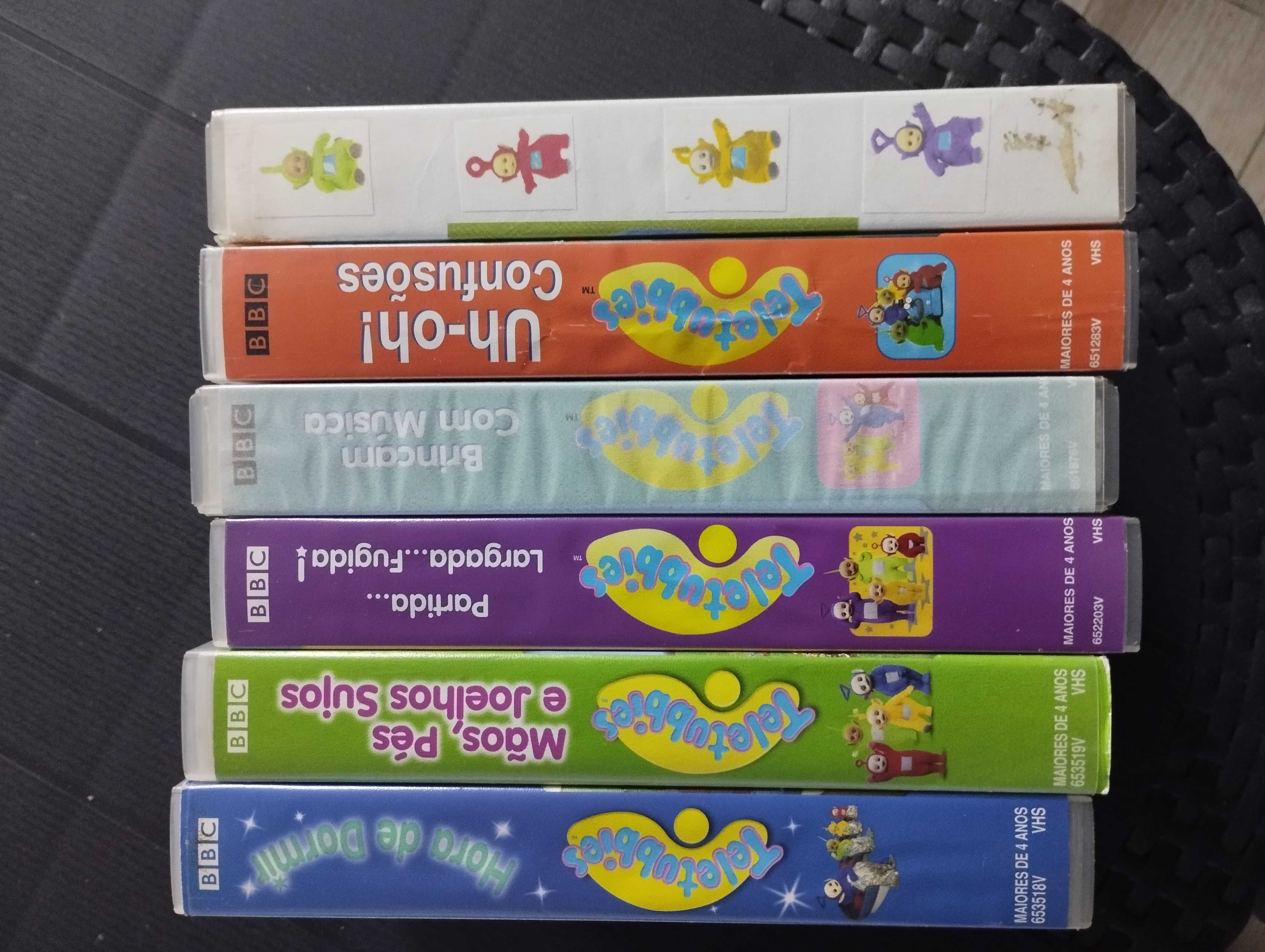 Cassetes de VHS dos Teletubbies