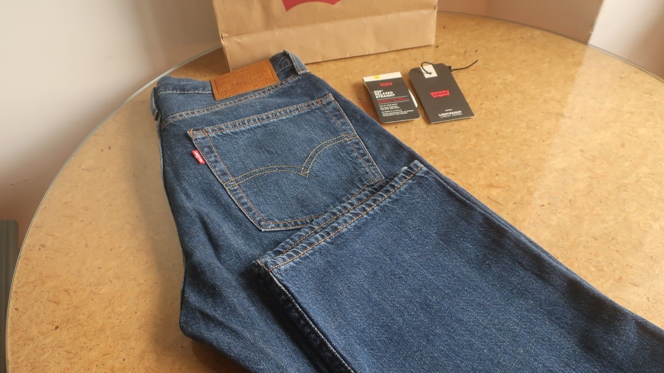 Levis 555™ Relaxed Straight Lightweight (31W x 32L)