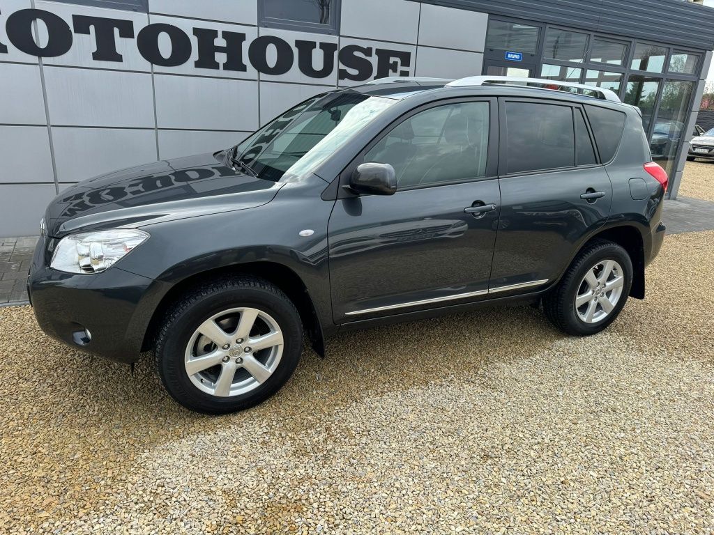 Toyota RAV4 2.0 VVT-i Sol