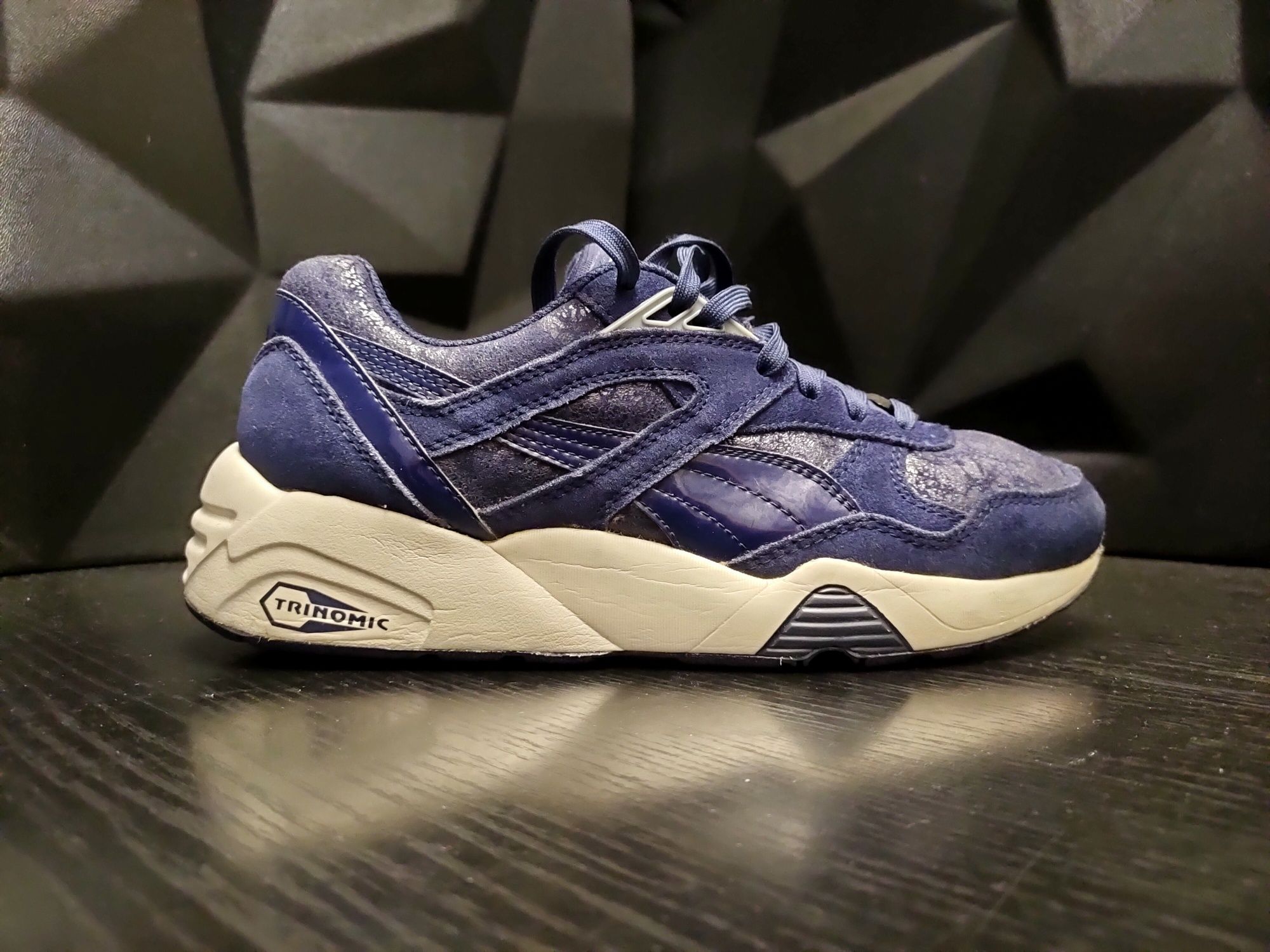 Крассовки Puma Trinomic