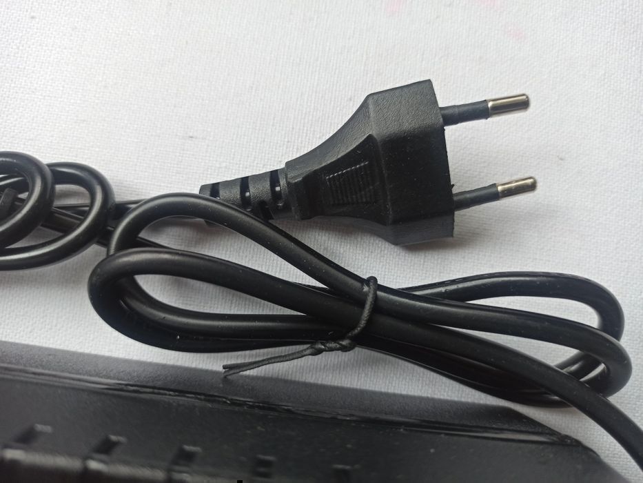 Зарядка зарядне 12 14 24 36 48 60 72v ток 2 3 5 8 10 15 20A