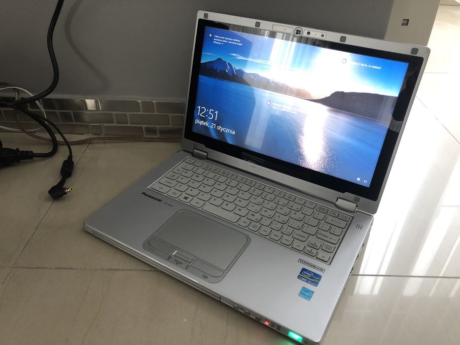 Laptop dotykowy Panasonic CF-AX2