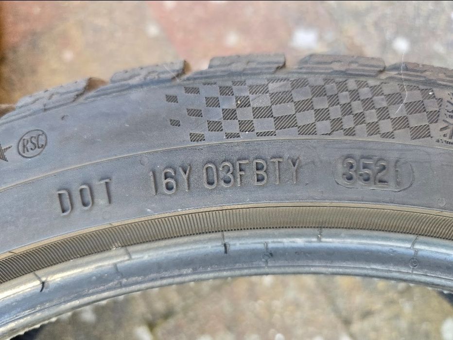 Opony 19"  continental 225/40 i 255/35 R19 XL – komplet, stan bdb,