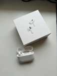 Lewa słuchawka i etui do AirPods Pro ll usb-c