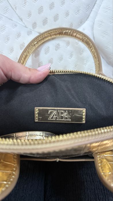 Mala da zara, dourada