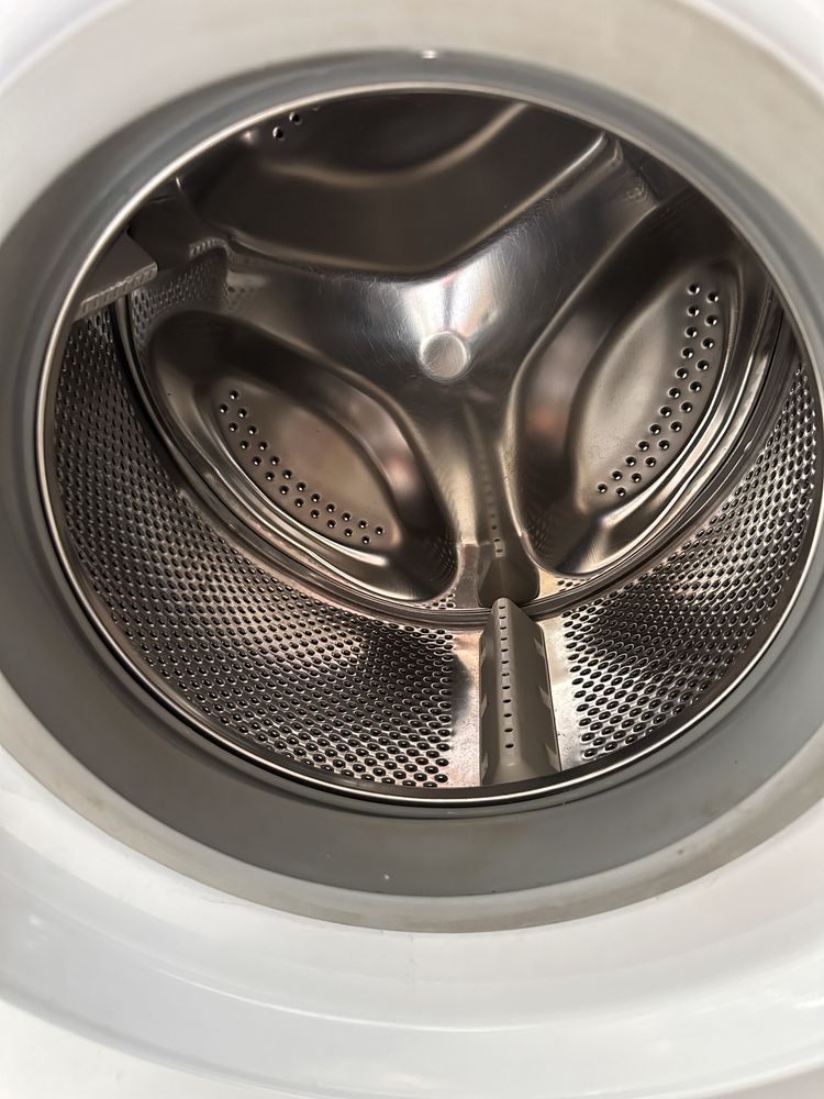 maquina de lavar roupa indesi 7kg a funcionar a100% dou garantia