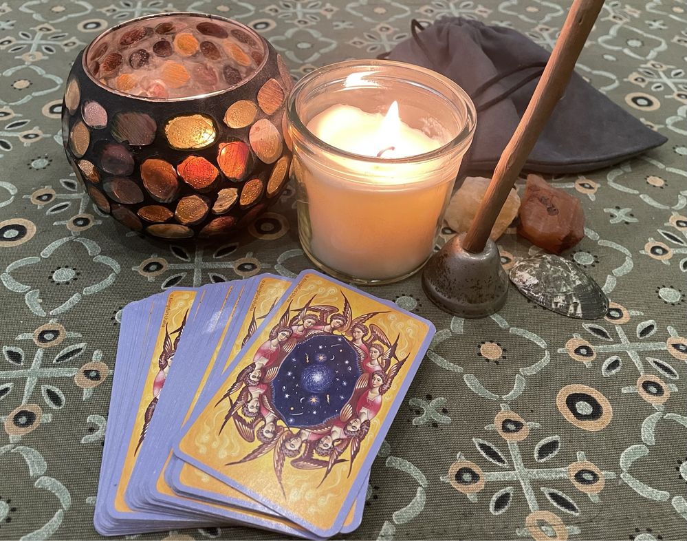 Wróżka Isztar Karty Tarot przepowiednie pomoc miłość zdrowie kariera