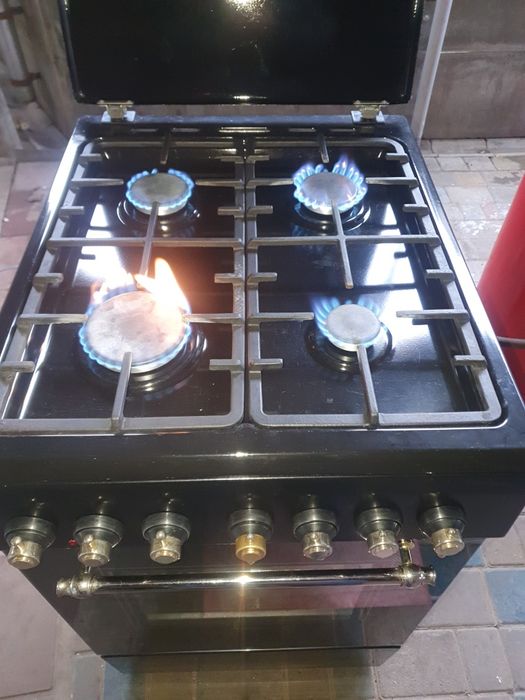 Продам газовую плиту ОРИОН