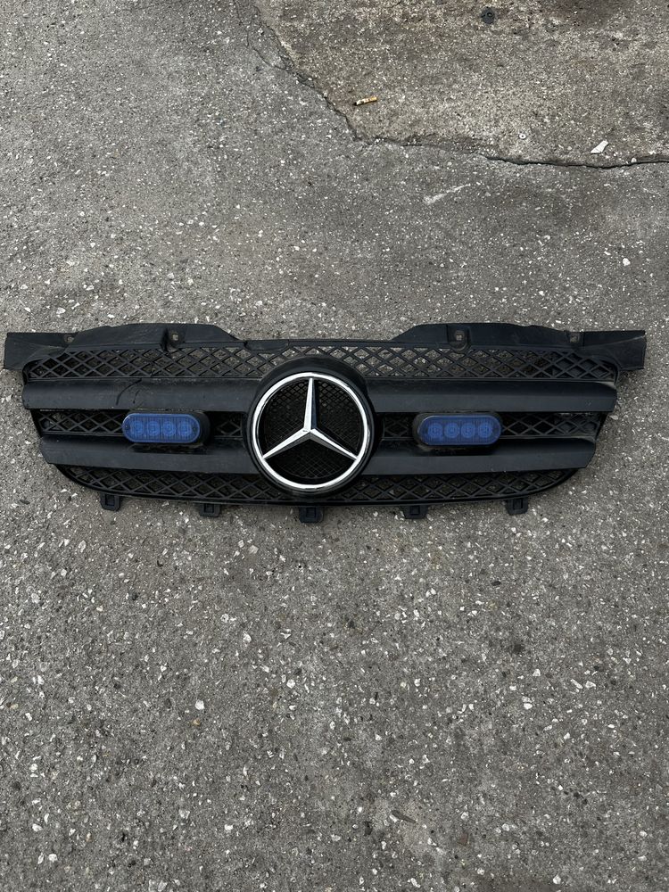 Atrapa Sprinter 906 Grill Sprinter Stroboskopy karetka